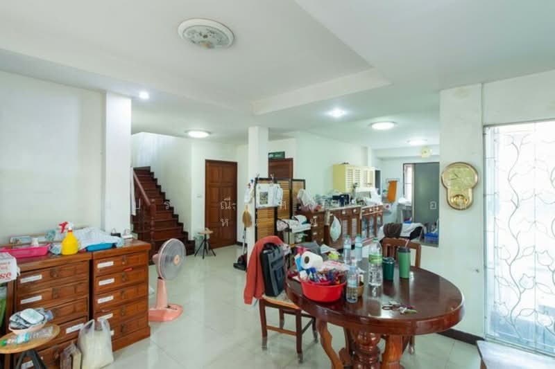 บ้านพร้อมที่ดิน ถ.อุทยาน ซ.อุทยาน 11 แขวงศาลาธรรมสพน์ เขตทวีวัฒนา จ.กรุงเทพมหานคร 10170, กรุงเทพ, ศาลาธรรมสพน์, ทวีวัฒนา, กรุงเทพ, 196 ตร.ม., บ้านเดี่ยว ขาย, โดย คุณปราณี ศรีบุญรอด (หน่อย), 500260700 - DDproperty.com