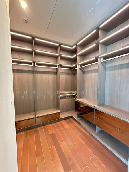 Q1 Sukhumvit, Bangkok, 1 Sukhumvit Road, Khlong Toei, Khlong Toei, Bangkok, 3 Bedrooms, 147 sqm, Condo For Sale, by Phatcharanan Kittiananchat, 500260726 - DDproperty.com