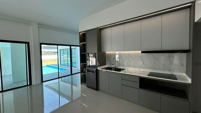3-BR Villa, Prachuap Khiri Khan, Hua Hin, Hua Hin, Prachuap Khiri Khan, 3 Bedrooms, 220 sqm, Villa For Sale, by Pavadee Boonyarith, 500260753 - DDproperty.com