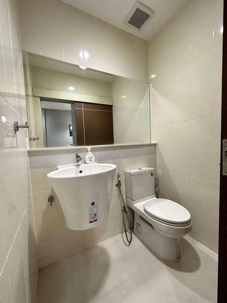 Baan Klang Muang Sathorn-Taksin 2, Bangkok, Kanlapaphruek Road, Bangko, Chom Thong, Bangkok, 3 Bedrooms, 167 sqm, Townhouse For Rent, by Kakar Holdings, 500260759 - DDproperty.com