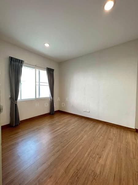 Baan Klang Muang Sathorn-Taksin 2, Bangkok, Kanlapaphruek Road, Bangko, Chom Thong, Bangkok, 3 Bedrooms, 167 sqm, Townhouse For Rent, by Kakar Holdings, 500260759 - DDproperty.com