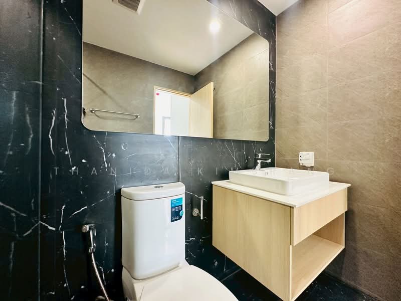 Skyrise Avenue Sukhumvit 64, Bangkok, 3 Soi Sukhumvit 64, Bang Chak, Phra Khanong, Bangkok, 2 Bedrooms, 45 sqm, Condo For Rent, by Thanida Kimsrang, 500260782 - DDproperty.com