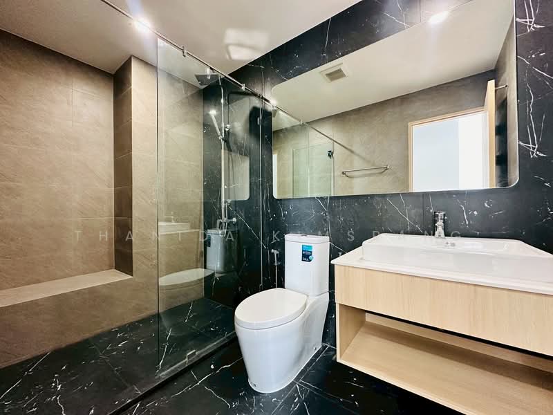 Skyrise Avenue Sukhumvit 64, Bangkok, 3 Soi Sukhumvit 64, Bang Chak, Phra Khanong, Bangkok, 2 Bedrooms, 45 sqm, Condo For Rent, by Thanida Kimsrang, 500260782 - DDproperty.com