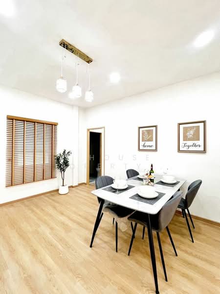 Single house for sale in Classic Home Village, 2 Rai Kluay, Sriracha., Chon Buri (Pattaya), Surasak, Si Racha, Chon Buri (Pattaya), 3 Bedrooms, 172 sqm, Single Detached House For Sale, by A House Property Co.,Ltd., 500260785 - DDproperty.com