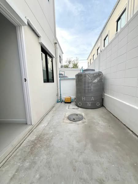 undefined, Chon Buri (Pattaya), Bang Lamung, Bang Lamung (Pattaya), Chon Buri (Pattaya), 4 Bedrooms, 145 sqm, Townhouse For Sale, by Supicha Chorjong, 500260794 - DDproperty.com