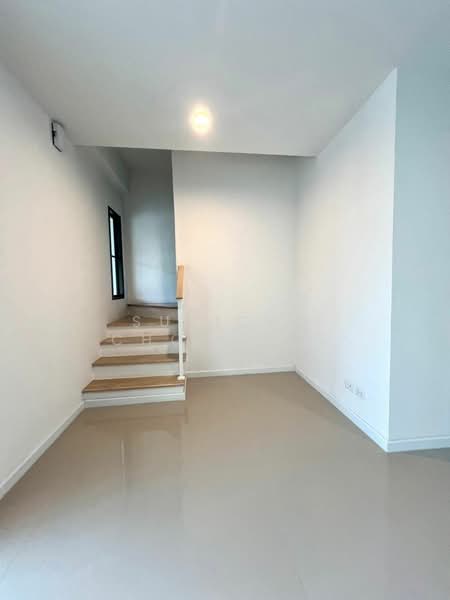 undefined, Chon Buri (Pattaya), Bang Lamung, Bang Lamung (Pattaya), Chon Buri (Pattaya), 4 Bedrooms, 145 sqm, Townhouse For Sale, by Supicha Chorjong, 500260794 - DDproperty.com