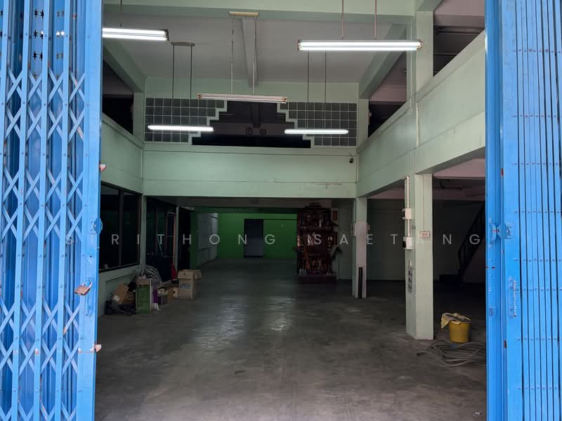 Commercial building 5.5 story 3 units, Soi Somdej Phra Chao Taksin 29 Thonburi, Bangkok, Bangkok, สมเด็จพระเจ้าตากสิน 29, Samlae, Thon Buri, Bangkok, , 20,000 sqm, Shophouse For Sale, by Sirithong Saetang, 500260796 - DDproperty.com