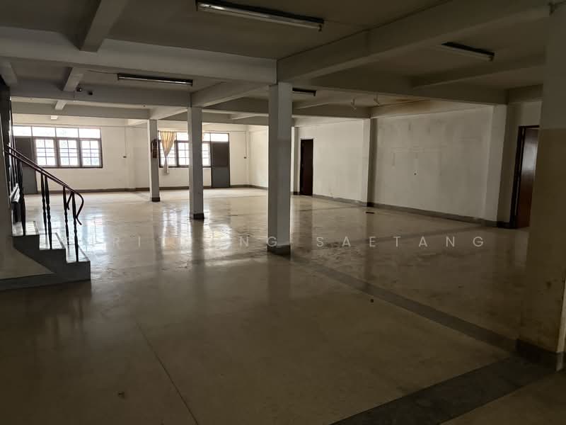 Commercial building 5.5 story 3 units, Soi Somdej Phra Chao Taksin 29 Thonburi, Bangkok, Bangkok, สมเด็จพระเจ้าตากสิน 29, Samlae, Thon Buri, Bangkok, , 20,000 sqm, Shophouse For Sale, by Sirithong Saetang, 500260796 - DDproperty.com