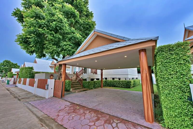 Luxury Pool Villa Amorn Village Pattaya Private Garden Move-In Ready, Chon Buri (Pattaya), Nong Pru, Bang Lamung (Pattaya), Chon Buri (Pattaya), 3 Bedrooms, 648 sqm, Villa For Rent, by Fazwaz (Thailand) Co., Ltd., 500260821 - DDproperty.com