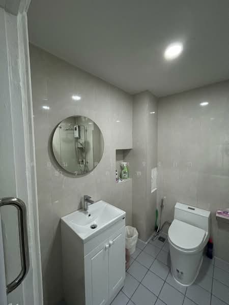 Condominium at Thomrong Place, Building B, Chon Buri (Pattaya), Don Hualo, Muang Chon Buri, Chon Buri (Pattaya), 1 Bedroom, 56 sqm, Townhouse For Sale, by คุณหมู, 500260846 - DDproperty.com