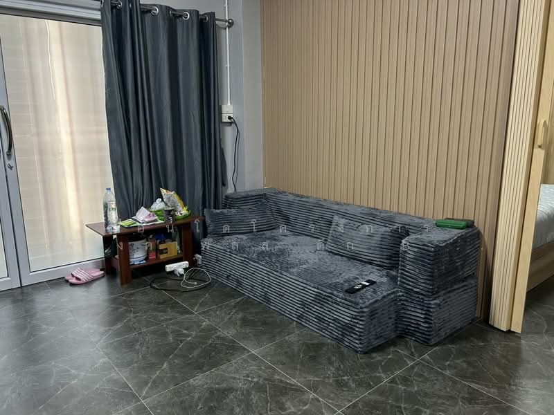 Condominium at Thomrong Place, Building B, Chon Buri (Pattaya), Don Hualo, Muang Chon Buri, Chon Buri (Pattaya), 1 Bedroom, 56 sqm, Townhouse For Sale, by คุณหมู, 500260846 - DDproperty.com