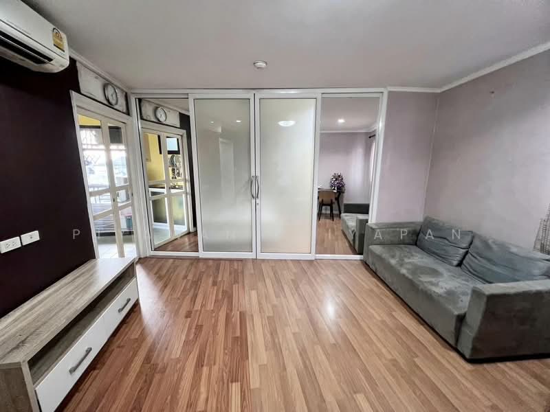 Lumpini Place Narathiwas 24, Bangkok, Sathu Pradit 19 Alley 3, Chong Nonsi, Yan Nawa, Bangkok, 1 Bedroom, 33 sqm, Condo For Rent, by Piyawan Maiyapan, 500260898 - DDproperty.com