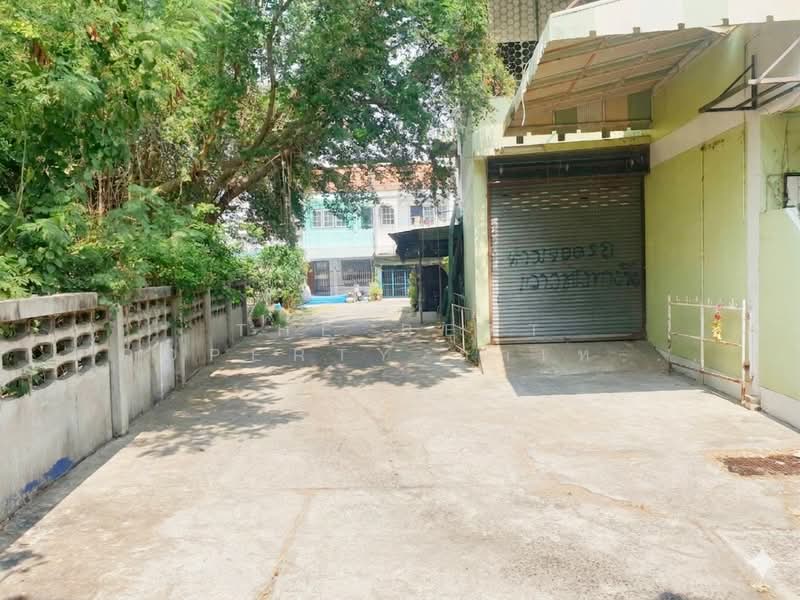 ทาวน์เฮ้าส์นครสวรรค์ตก นครสวรรค์, Nakhon Sawan, Nakhonsawan Tok, Muang Nakhon Sawan, Nakhon Sawan, 2 Bedrooms, 100 sqm, Townhouse For Sale, by The Best Property อาเหลียง, 500260901 - DDproperty.com