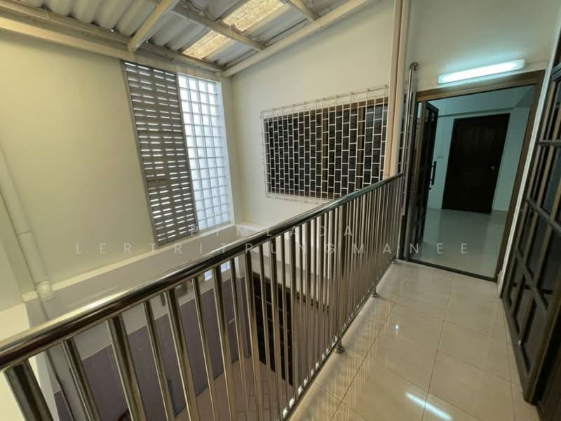 Townhome on Sathu Pradit 40, Sathorn–Rama 3, Bangkok, สาธุประดิษฐ์ 40, Bang Pong Pang, Yan Nawa, Bangkok, 7 Bedrooms, 800 sqm, Townhouse For Rent, by Pimlada Lertritrungmanee, 500260966 - DDproperty.com