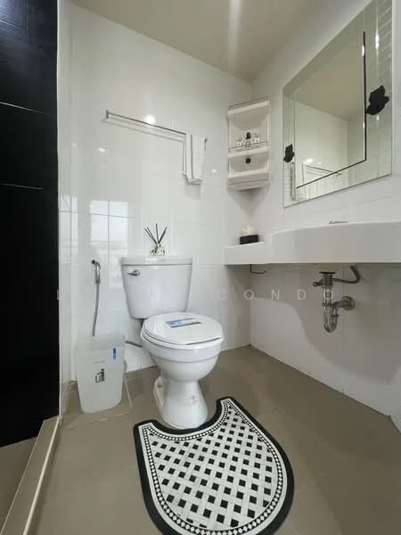 Lumpini Ville Ramkhamhaeng 60/2, Bangkok, 7 Soi Ramkhamhaeng 60/1, Ramkhamhaeng Road, Hua Mak, Bang Kapi, Bangkok, 1 Bedroom, 22 sqm, Condo For Rent, by Living Condo, 500260991 - DDproperty.com