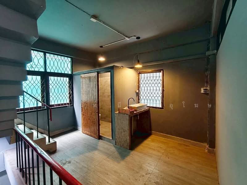 Building 300 sqm Pipat 2 Silom For Rent, Bangkok, พิพัฒน์ 2, Silom, Bang Rak, Bangkok, , 300 sqm, Office Space For Rent, by Chanitnun Mewongukote, 500261008 - DDproperty.com