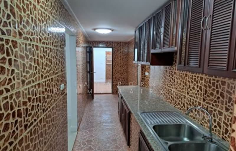 บ้าน 5-ห้องนอน, กรุงเทพ, ดอกไม้, ประเวศ, กรุงเทพ, 300 ตร.ม., บ้านเดี่ยว ให้เช่า, โดย Tanaporn Phumvilairak, 500261039 - DDproperty.com