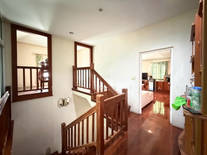 Ladawan Phuttamonthon Sai 2, Bangkok, 23 Thanon PhutthaMonthon Sai 2, Sala Thammasop, Thawi Watthana, Bangkok, 4 Bedrooms, 350 sqm, Single Detached House For Sale, by Haus Living Estate, 500261042 - DDproperty.com