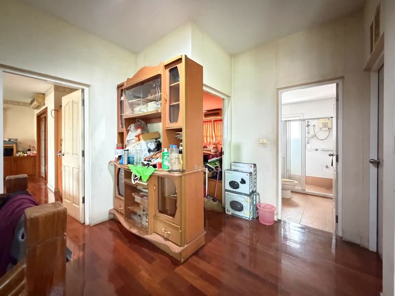 Ladawan Phuttamonthon Sai 2, Bangkok, 23 Thanon PhutthaMonthon Sai 2, Sala Thammasop, Thawi Watthana, Bangkok, 4 Bedrooms, 350 sqm, Single Detached House For Sale, by Haus Living Estate, 500261042 - DDproperty.com