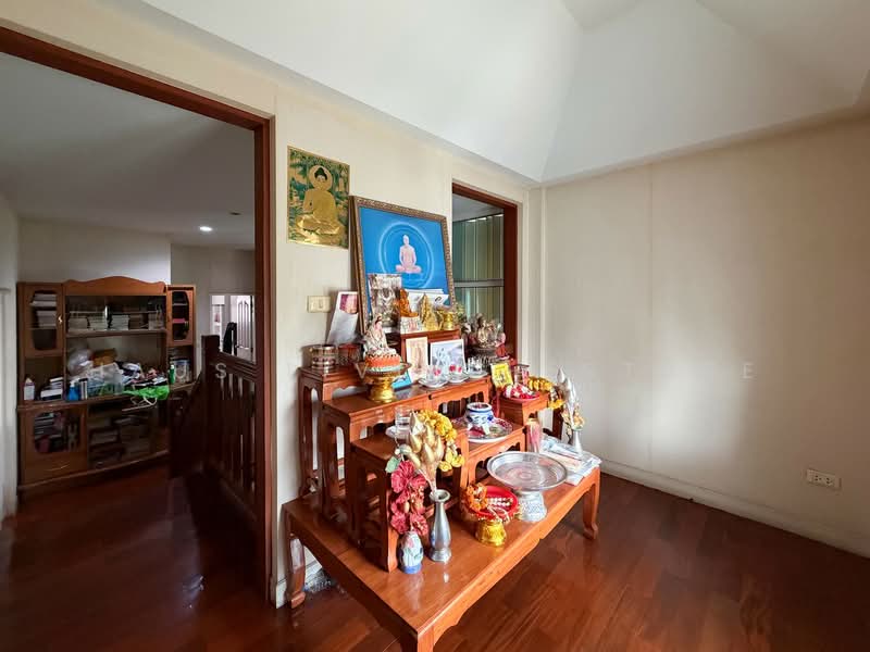 Ladawan Phuttamonthon Sai 2, Bangkok, 23 Thanon PhutthaMonthon Sai 2, Sala Thammasop, Thawi Watthana, Bangkok, 4 Bedrooms, 350 sqm, Single Detached House For Sale, by Haus Living Estate, 500261042 - DDproperty.com