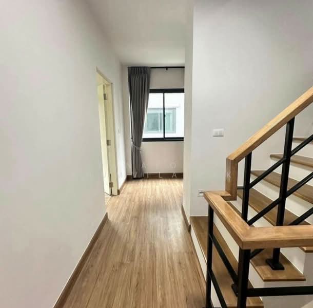 Baan Klang Muang Ramintra 83 Station : บ้านกลางเมือง รามอินทรา 83 สเตชั่น, กรุงเทพ, 16 ถ.กาญจนาภิเษก, รามอินทรา, คันนายาว, กรุงเทพ, 218 ตร.ม., ทาวน์เฮ้าส์ ให้เช่า, โดย Tanaporn Phumvilairak, 500261073 - DDproperty.com