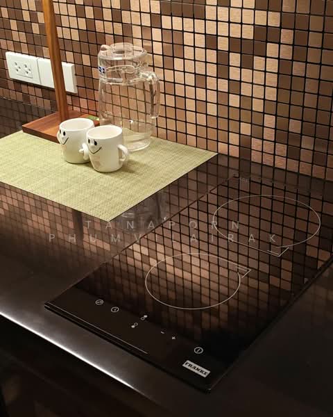 Noble Solo, Bangkok, 988 Thong Lo, Khlong Tan Nua, Watthana, Bangkok, 1 Bedroom, 67 sqm, Condo For Rent, by Tanaporn Phumvilairak, 500261098 - DDproperty.com