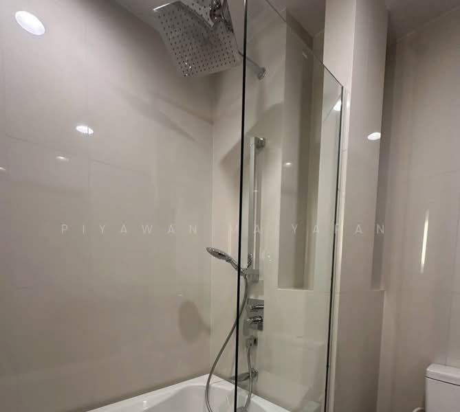 Oka Haus Sukhumvit 36, Bangkok, 3399 Rama 4 Road, Khong Tan, Khlong Toei, Bangkok, 1 Bedroom, 35 sqm, Condo For Rent, by Piyawan Maiyapan, 500261128 - DDproperty.com