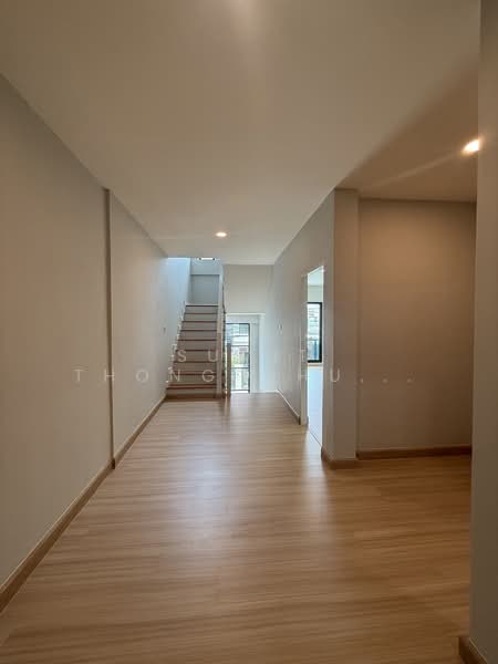 Living Park Rama 5 : ลิฟวิ่งพาร์ค พระราม 5, นนทบุรี, ถนน บางศรีเมือง 1, บางศรีเมือง, เมืองนนทบุรี, นนทบุรี, 213 ตร.ม., บ้านเดี่ยว ขาย, โดย Sumit Thongpahusatcha, 500261184 - DDproperty.com