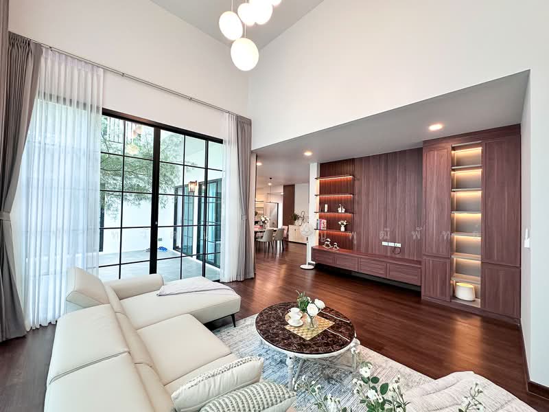 Brand New 4-Bed Modern Pool Villa in Hang Dong for Sale, Chiang Mai, San Phak Wan, Hang Dong, Chiang Mai, 4 Bedrooms, 380 sqm, Villa For Sale, by Nunthawat Hiranputtipat, 500261219 - DDproperty.com