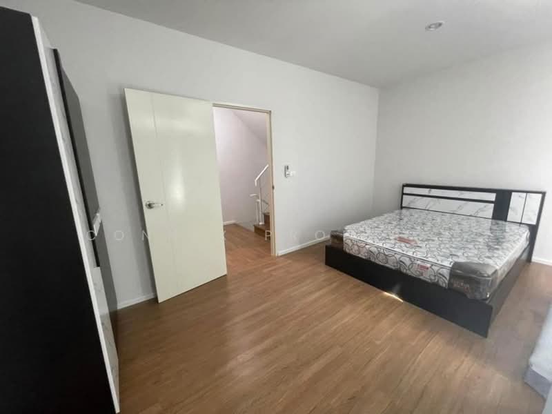 Baan Klang Muang Ratchaphruek Sathorn, Nonthaburi, Ratchaphruek Bang Khanun, Bang Khanun, Bang Kruai, Nonthaburi, 3 Bedrooms, 141 sqm, Single Detached House For Rent, by Connex Property, 500261275 - DDproperty.com