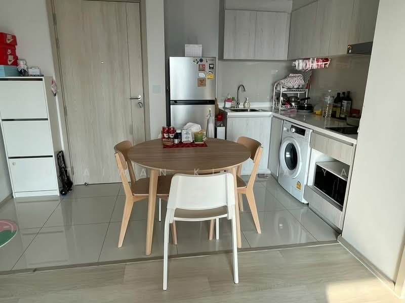 Life One Wireless, Bangkok, 1 Wireless Road, Lumphini, Pathum Wan, Bangkok, 2 Bedrooms, 63 sqm, Condo For Rent, by Utaiwan Kiatpanya, 500261334 - DDproperty.com