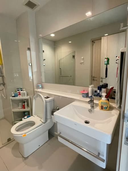 Life One Wireless, Bangkok, 1 Wireless Road, Lumphini, Pathum Wan, Bangkok, 2 Bedrooms, 63 sqm, Condo For Rent, by Utaiwan Kiatpanya, 500261334 - DDproperty.com