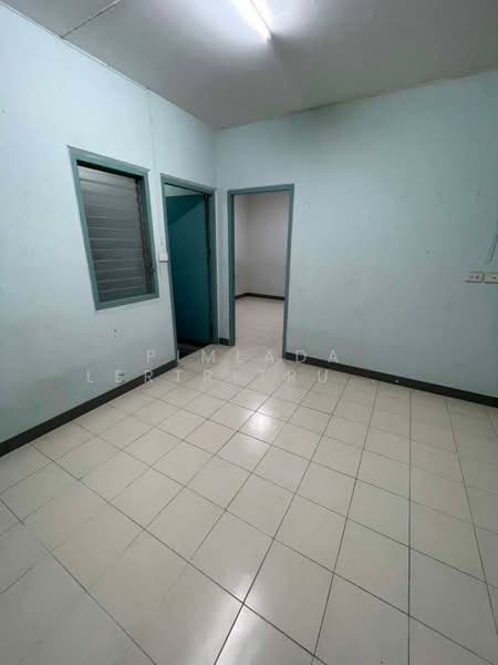 Baan Ua-Athorn Putthamonthon Sai 4, Nakhon Pathom, Soi Krathum Lom 18, Phutthamonthon Sai 4 Road, Krathum Lom, Sam Phran, Nakhon Pathom, 3 Bedrooms, 33 sqm, Condo For Sale, by Pimlada Lertritrungmanee, 500261339 - DDproperty.com