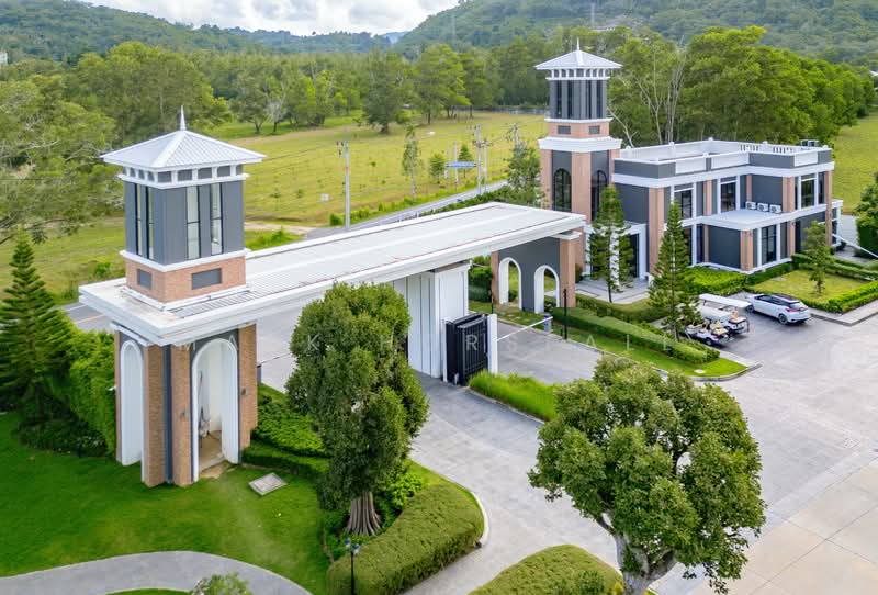 Crown Estate Dulwich Road : คราวน์ เอสเตท ดัลลิช โร๊ด, ภูเก็ต, เกาะแก้ว, เมืองภูเก็ต, ภูเก็ต, 248 ตร.ม., บ้านเดี่ยว ขาย, โดย Mark Horsfall, 500261355 - DDproperty.com