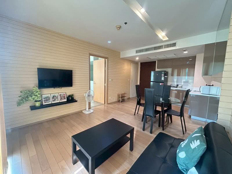 Siri At Sukhumvit, Bangkok, 902 Sukhumvit Road, Phra Kanong, Khlong Toei, Bangkok, 1 Bedroom, 51 sqm, Condo For Rent, by Khun Toey เตย, 500261357 - DDproperty.com