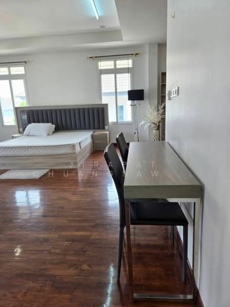 5-BR House, Chon Buri (Pattaya), Nong Pru, Bang Lamung (Pattaya), Chon Buri (Pattaya), 5 Bedrooms, 400 sqm, Single Detached House For Rent, by Jirapat Chuangsawadsak, 500261368 - DDproperty.com