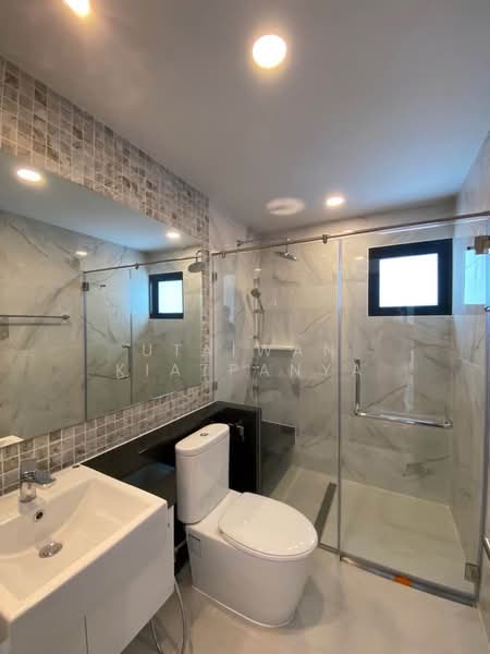 Supalai Premier Charoen Nakhon, Bangkok, Lat Ya Road, Khlong San, Khlong San, Bangkok, 2 Bedrooms, 85 sqm, Condo For Rent, by Utaiwan Kiatpanya, 500261385 - DDproperty.com