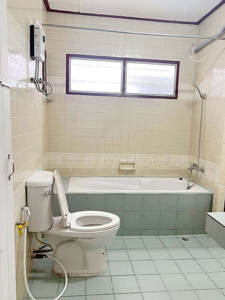 บ้านในโครงการ ให้เช่า – ใกล้โรงเรียนวารีเชียงใหม่ เพียง 5 นาที ค่าเช่า 22,000 บาท / เดือน No.15H744, Chiang Mai, Nong Hoi, Muang Chiang Mai, Chiang Mai, 3 Bedrooms, 100 sqm, Single Detached House For Rent, by Rutchaporn Tunsiri, 500261390 - DDproperty.com