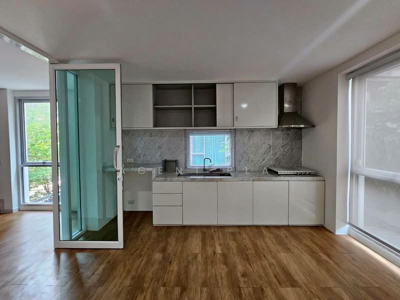 Home Office for Rent near BTS Punnawithi (SPSP656), Bangkok, สุขุมวิท, Bang Chak, Phra Khanong, Bangkok, 4 Bedrooms, 200 sqm, Townhouse For Rent, by Agent Pla, 500261413 - DDproperty.com