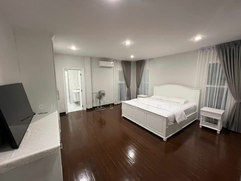 6-BR House, Chon Buri (Pattaya), Poong, Bang Lamung (Pattaya), Chon Buri (Pattaya), 6 Bedrooms, 250 sqm, Single Detached House For Rent, by Jirapat Chuangsawadsak, 500261421 - DDproperty.com