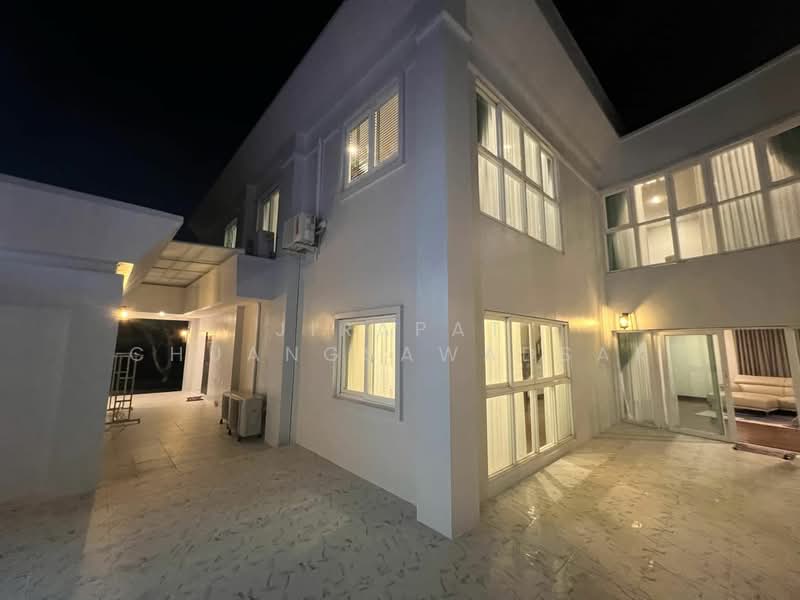 6-BR House, Chon Buri (Pattaya), Poong, Bang Lamung (Pattaya), Chon Buri (Pattaya), 6 Bedrooms, 250 sqm, Single Detached House For Rent, by Jirapat Chuangsawadsak, 500261421 - DDproperty.com