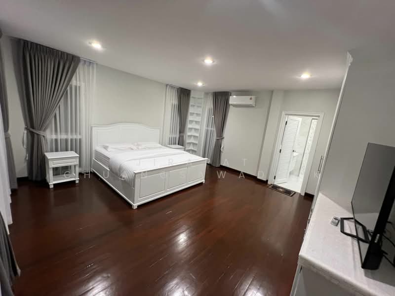 6-BR House, Chon Buri (Pattaya), Poong, Bang Lamung (Pattaya), Chon Buri (Pattaya), 6 Bedrooms, 250 sqm, Single Detached House For Rent, by Jirapat Chuangsawadsak, 500261421 - DDproperty.com