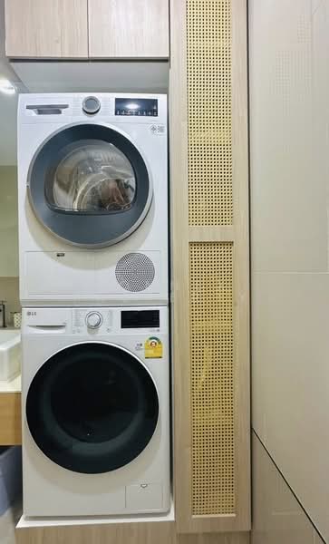 The Issara Ladprao, Bangkok, 296 Ladpao Road, Jom Phon, Chatuchak, Bangkok, 1 Bedroom, 50 sqm, Condo For Rent, by Connex Property, 500261471 - DDproperty.com