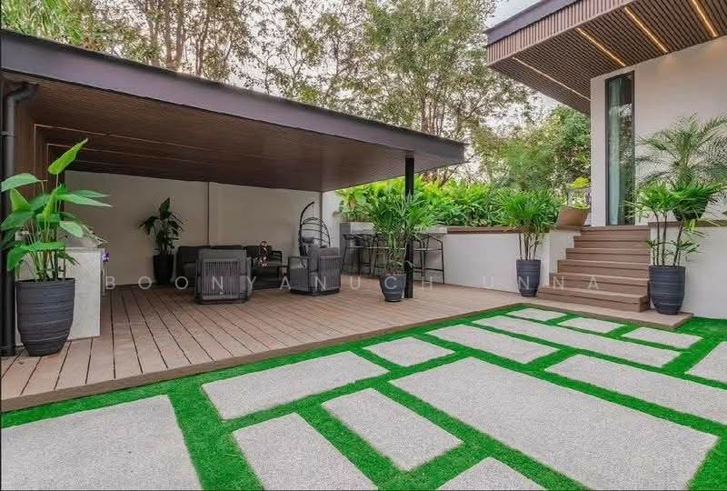 4-BR Villa, Chon Buri (Pattaya), Nong Pru, Bang Lamung (Pattaya), Chon Buri (Pattaya), 4 Bedrooms, 408 sqm, Villa For Sale, by Boonyanuch Unna, 500261518 - DDproperty.com