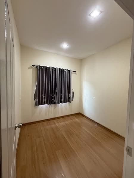 Golden Town Sukhumvit-Bearing Station, Samut Prakan, Soi Tesabansamrongtai 6, Sam Rong, Phra Pra Daeng, Samut Prakan, 3 Bedrooms, 21 sqm, Townhouse For Rent, by Connex Property, 500261543 - DDproperty.com