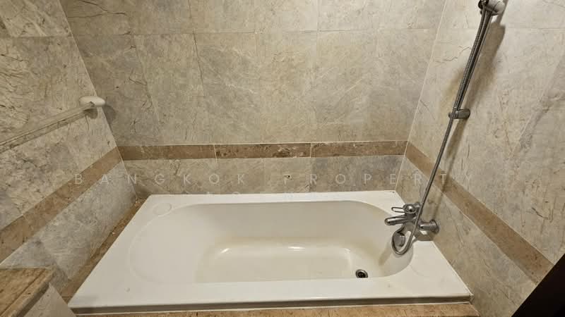 All Seasons Mansion, Bangkok, Soi Ruamrudee, Wireless Road, Lumphini, Pathum Wan, Bangkok, 2 Bedrooms, 136 sqm, Condo For Rent, by BANGKOK PROPERTY AGENTS, 500261545 - DDproperty.com