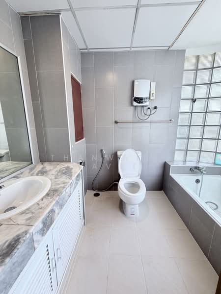 Nouvelle Condominium, Samut Prakan, Bang Chalong, Bang Plee, Samut Prakan, 4 Bedrooms, 274 sqm, Townhouse For Sale, by Thanwalai Kavee, 500261571 - DDproperty.com