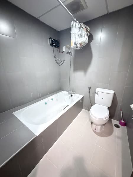 Nouvelle Condominium, Samut Prakan, Bang Chalong, Bang Plee, Samut Prakan, 4 Bedrooms, 274 sqm, Townhouse For Sale, by Thanwalai Kavee, 500261571 - DDproperty.com