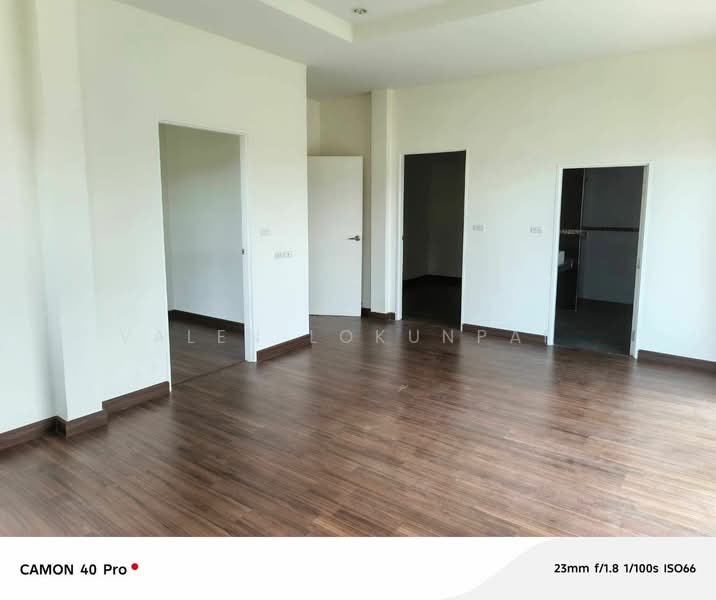 6-BR House, Chon Buri (Pattaya), Bang Sa-re, Sattahip, Chon Buri (Pattaya), 6 Bedrooms, 310 sqm, Single Detached House For Sale, by Valen Lokunpai , 500261605 - DDproperty.com