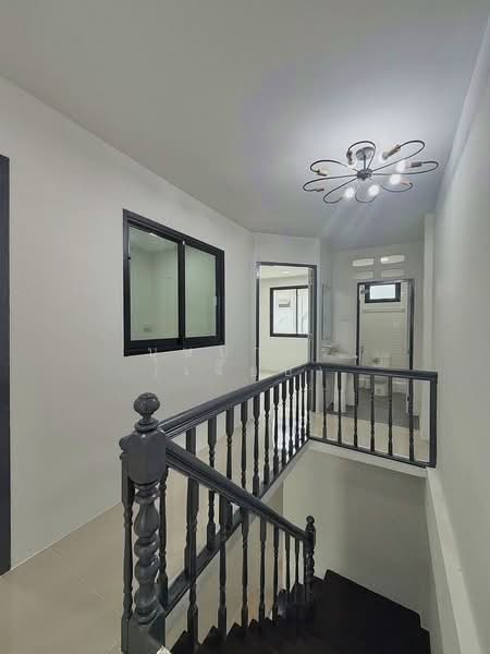 บ้านสวย ใจกลางเมืองนนทบุรี 3 ห้องนอน หมู่บ้านเรวดี 3 ซอยเรวดี 57 ใกล้กระทรวงสาธารณะสุข, นนทบุรี, ติวานนท์, ตลาดขวัญ, เมืองนนทบุรี, นนทบุรี, 120 ตร.ม., ทาวน์เฮ้าส์ ขาย, โดย บุษบากร (เจี๊ยบ), 500261643 - DDproperty.com